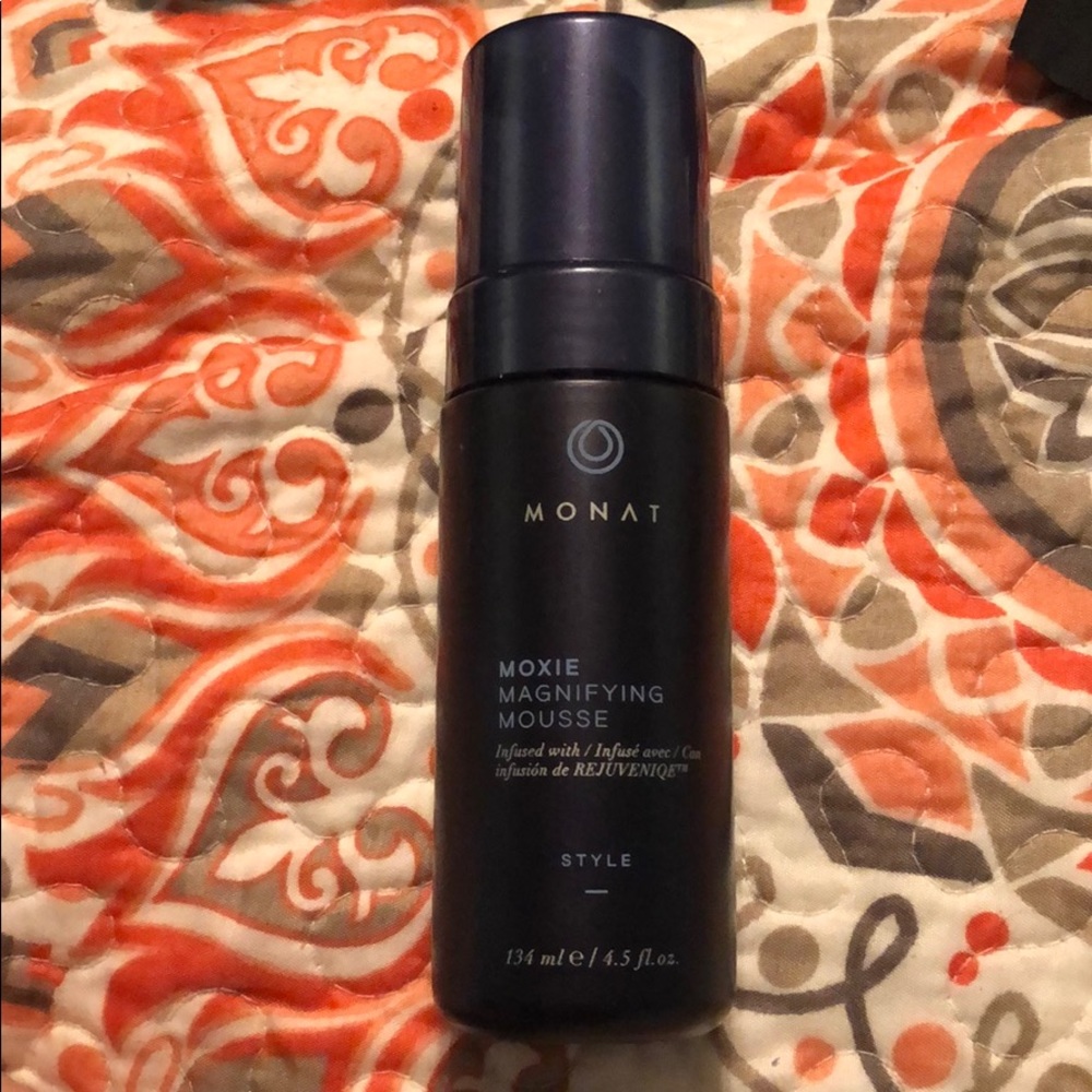Monat moxie magnifying mousse brand new!